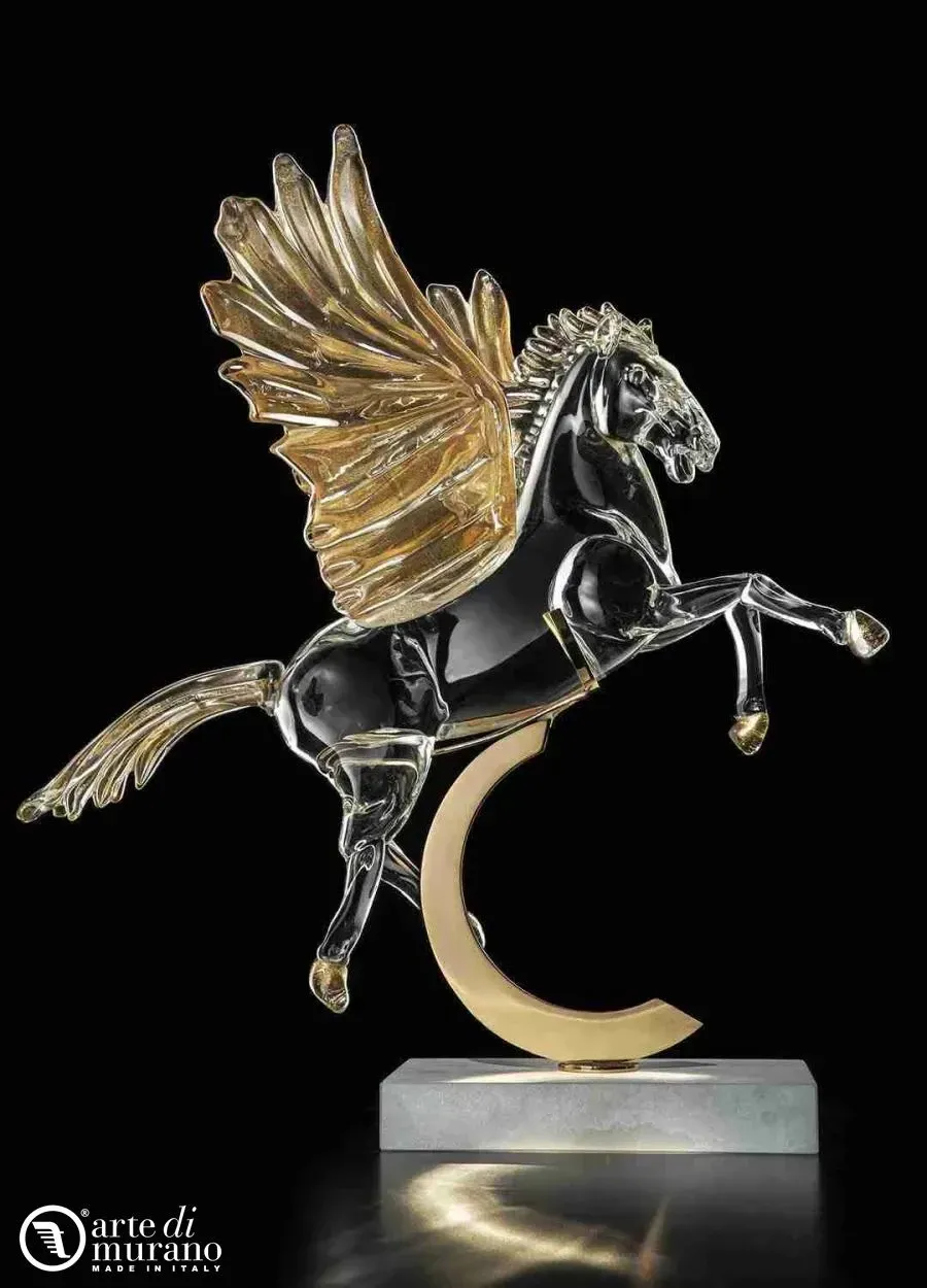 obrazek 1 Ekskluzywna rzeźba Pegaza ze szkła Murano