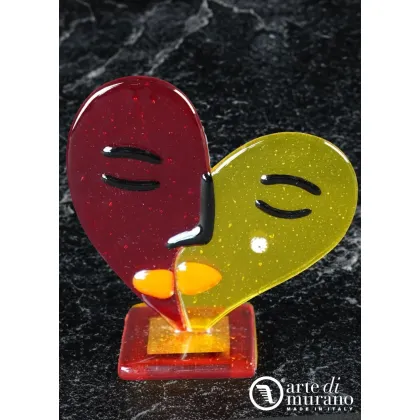 Zdjęcie Abstrakcyjna rzeźba serce ze szkła Murano