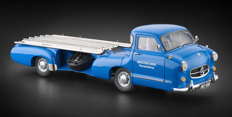 obrazek 1 Transporter samochodów wyścigowych Mercedes-Benz The blue Wonder, 1954/55
