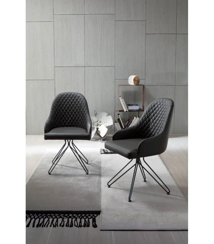 obrazek 1 Designerski, klasyczny fotel z Włoch