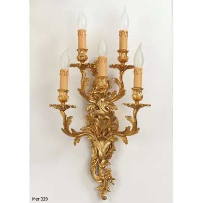 Zdjęcie Kinkiet Ludwika XV z pozłacanego brązu