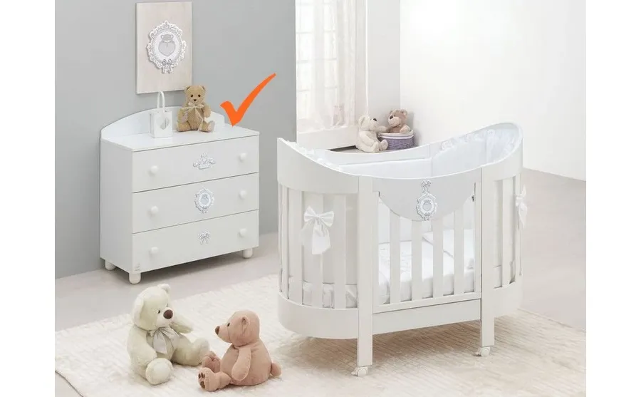 obrazek 1 Elegancka włoska komoda do sypialni dziecięcej - Italbaby