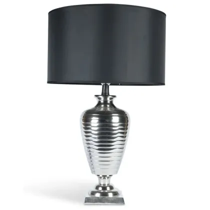 Zdjęcie Dekoracyjna lampa stojąca