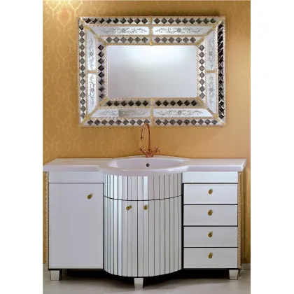 Zdjęcie Niepowtarzalne lustro weneckie Murano do wyjątkowego wnętrza