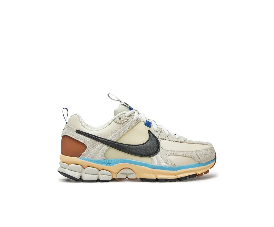 obrazek 1 Nike Sneakersy Zoom Vomero 5 Prm HF4524 111 Beżowy