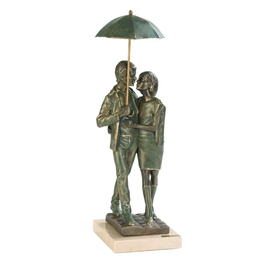 dekoracyjna figura dla zakochanych 