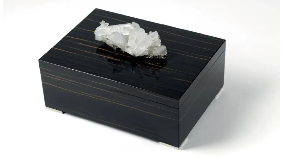 obrazek 1 Wyśmienite włoskie hebanowe pudełko z kryształową skałą