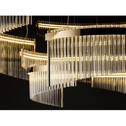 Zdjęcie Wyrafinowany żyrandol ze szkła Murano w nowoczesnym stylu – Il Paralume Marina