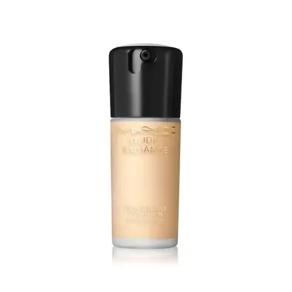 Zdjęcie MAC Studio Radiance Serum Powered Foundation Podkład w płynie 30 ml NC15