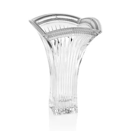 Zdjęcie Piękny kryształowy wazon powlekany srebrem