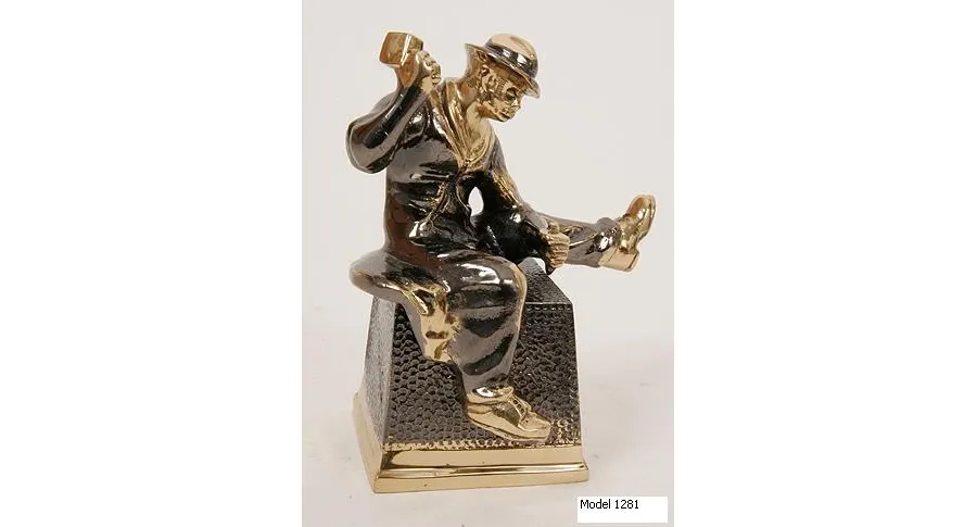 obrazek 2 Elegancka figura z brązu - dwa modele do wyboru!