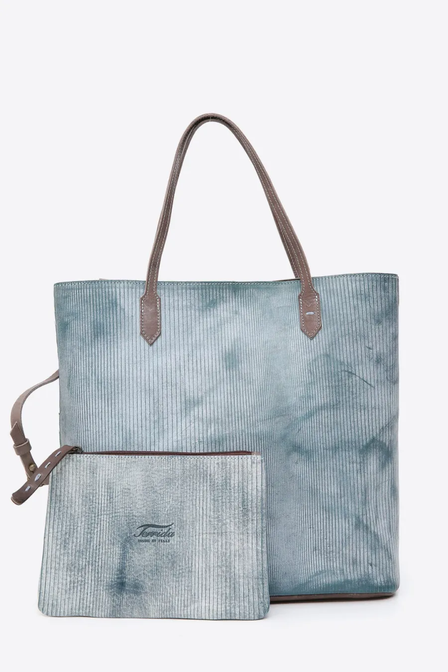 obrazek 4 Stylowa błękitna shopperka wykonana ze skóry - Terrida