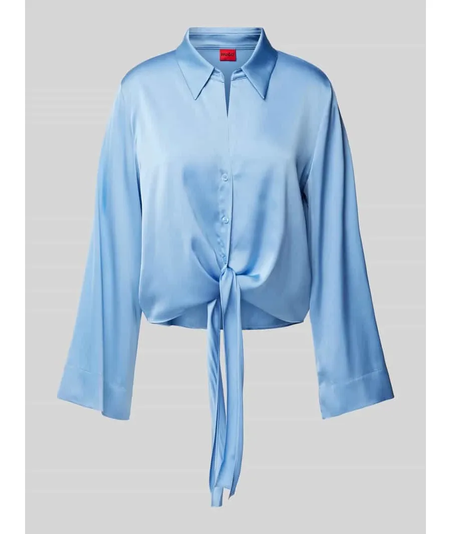obrazek 1 Bluzka o kroju regular fit z wiązanym detalem model ‘Errika’