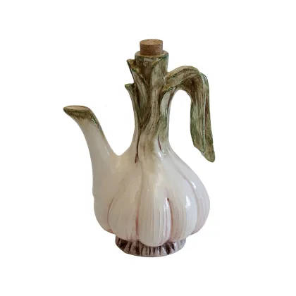 Zdjęcie Luksusowa ceramiczna karafka do oliwy w kształcie czosnku - Virginia Casa