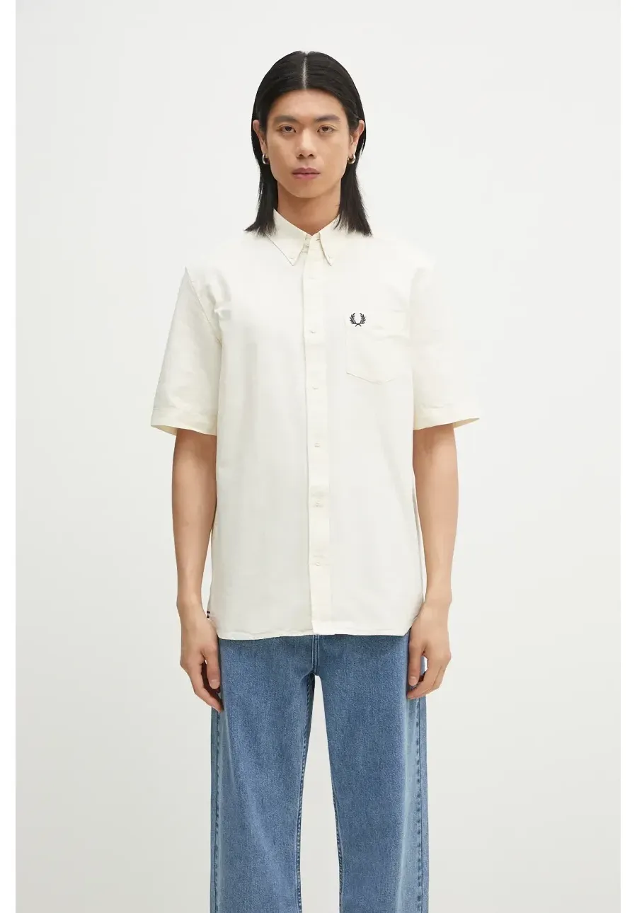 obrazek 1 Fred Perry koszula bawełniana męska kolor beżowy regular z kołnierzykiem klasycznym M8730.F79