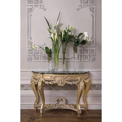 Zdjęcie Elitarna włoska konsola