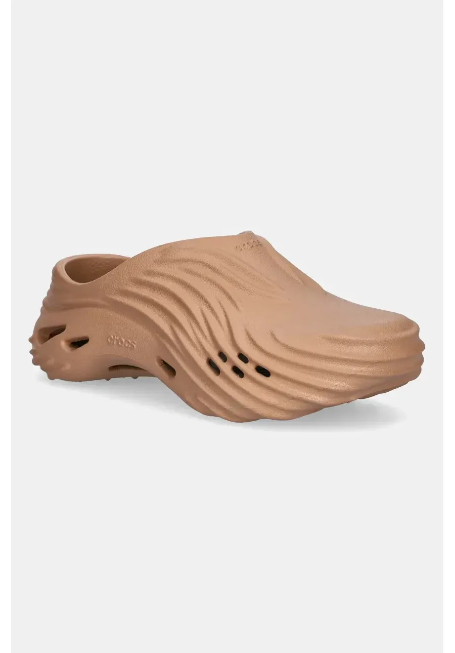 obrazek 1 Crocs klapki Echo Wave Clog kolor brązowy 210521.2CC