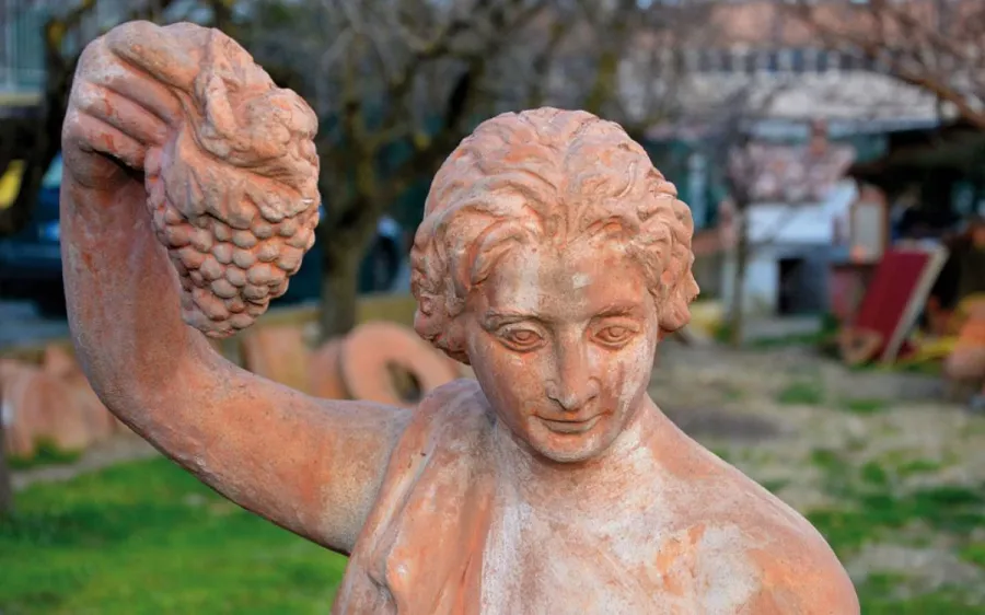obrazek 2 Stylowa włoska statuetka przedstawiająca jesień - Goti Terrecotte