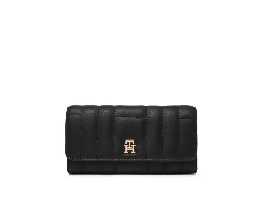 obrazek 1 Tommy Hilfiger Duży Portfel Damski Feminine Lrg Flap AW0AW17475 Czarny