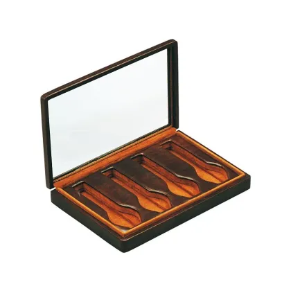 Zdjęcie Rewelacyjne pudełko na 4 zegarki!