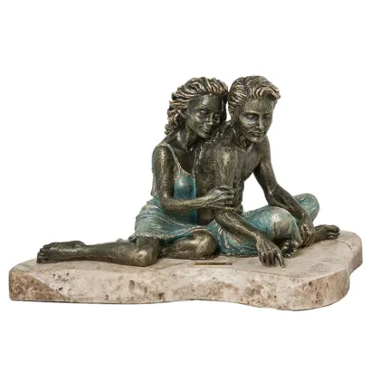 Picture A stunning statuette - Whisper