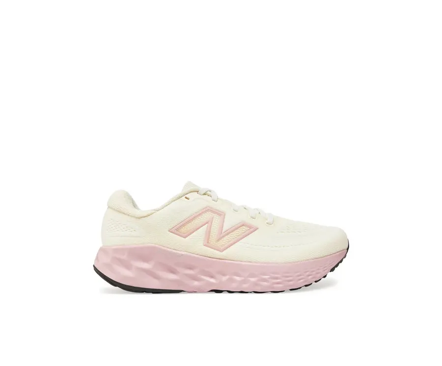 obrazek 1 New Balance Buty do biegania Evoz WEVOZLC4 Biały