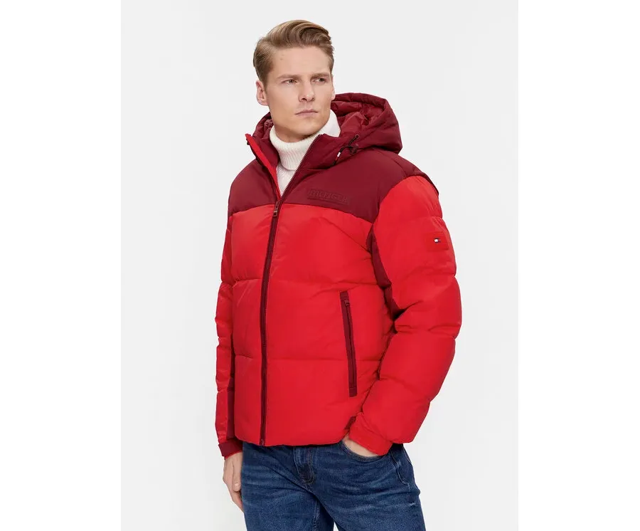 obrazek 1 Tommy Hilfiger Kurtka zimowa New York MW0MW32771 Czerwony Regular Fit