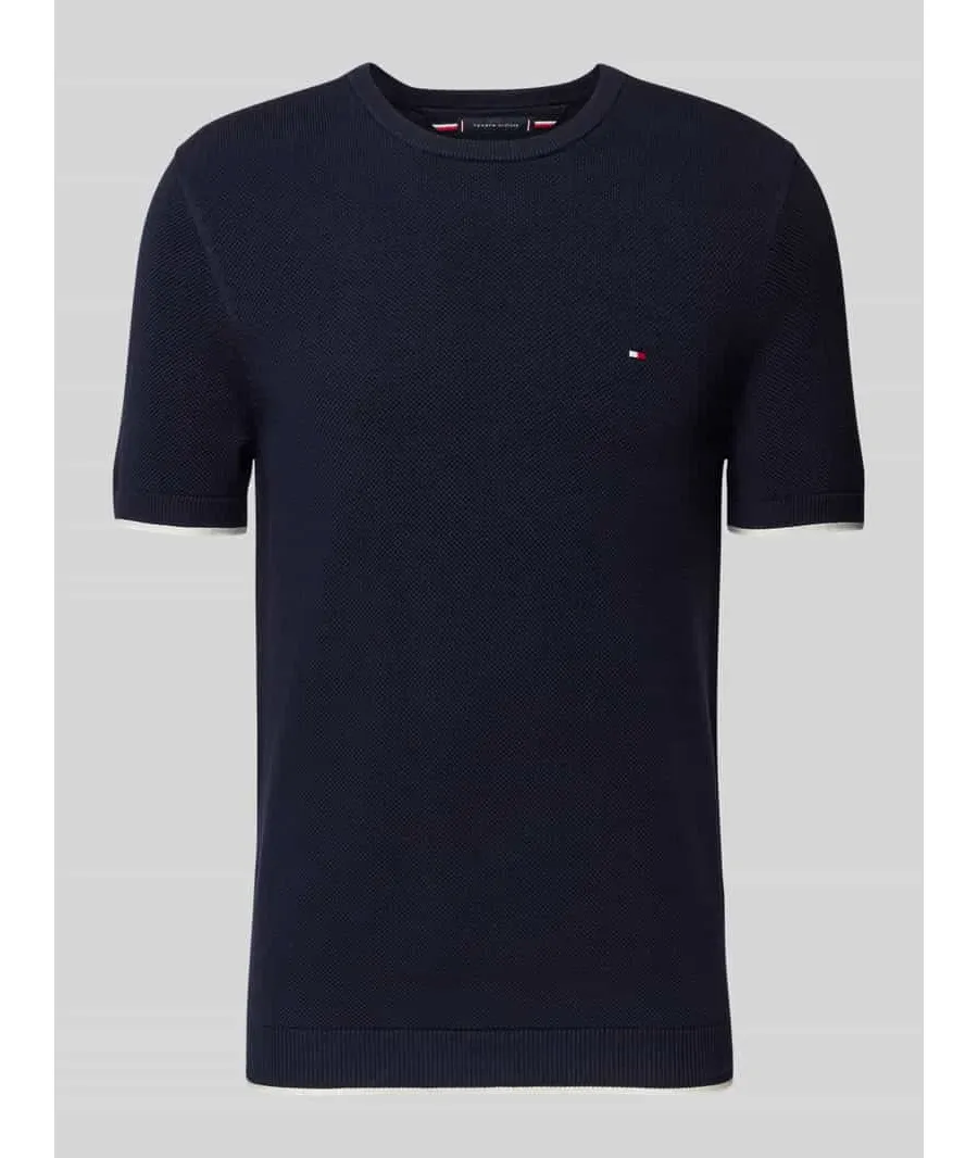 obrazek 1 T-shirt z detalem z logo