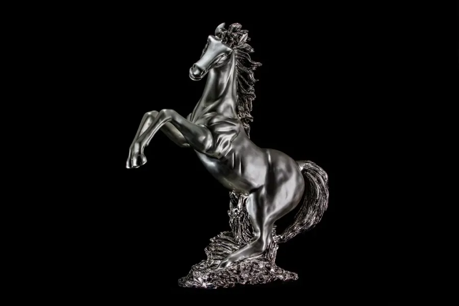 obrazek 1 Dostojna statuetka konia idelana na prezent