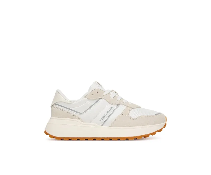 obrazek 1 Tommy Jeans Sneakersy Tjw Cleated Runner EN0EN02788 Biały