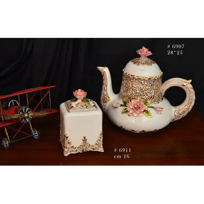 Picture Original sugar bowl and ceramic jug in baroque style