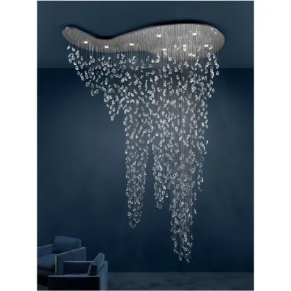 Zdjęcie Wyjątkowy kaskadowy żyrandol o eleganckim designie – Il Paralume Marina