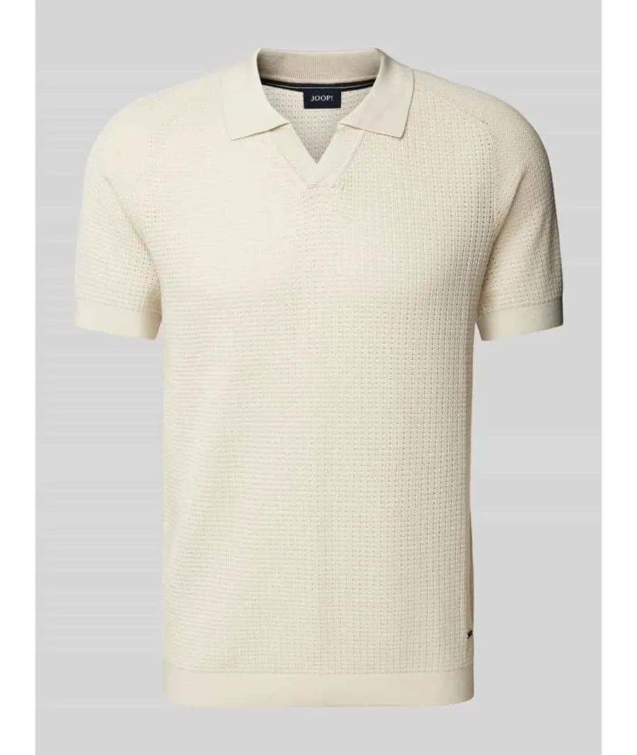obrazek 1 Koszulka polo o kroju regular fit z dekoltem w serek