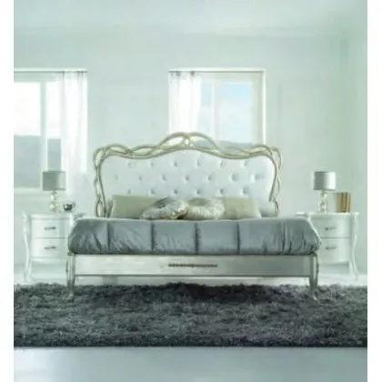 Zdjęcie Niezwykle eleganckie łóżko z Florencji