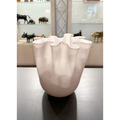 Zdjęcie Klasyczny wazon na kształt chusteczki z dmuchanego szkła Murano rozmiar medium