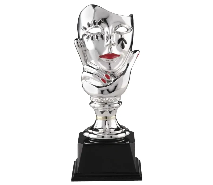 obrazek 1 Statuetka z maską