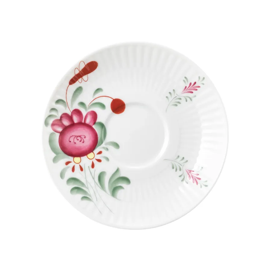 obrazek 1 Mały porcelanowy spodek zdobiony kwiatowym ornamentem – Tettau