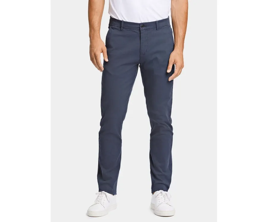 obrazek 1 Lindbergh Chinosy 30-005044 Granatowy Slim Fit
