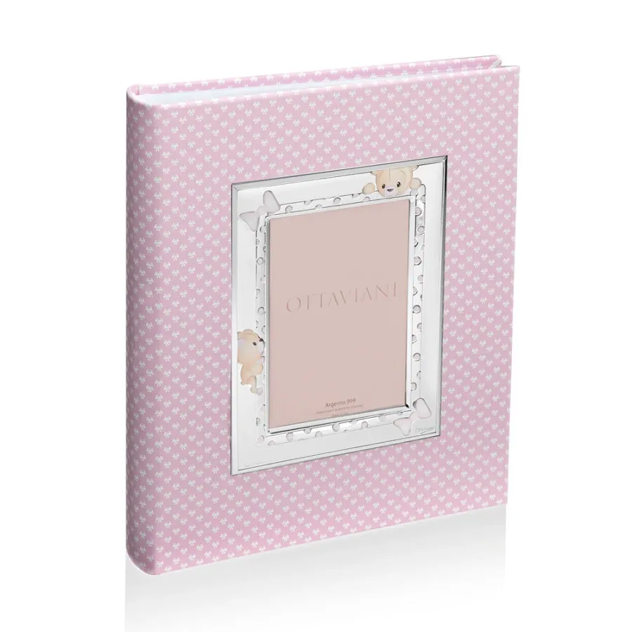 obrazek 1 Niepowtarzalny różowy album na zdjęcia dziecka „Miś” o wymiarach 20×25 cm