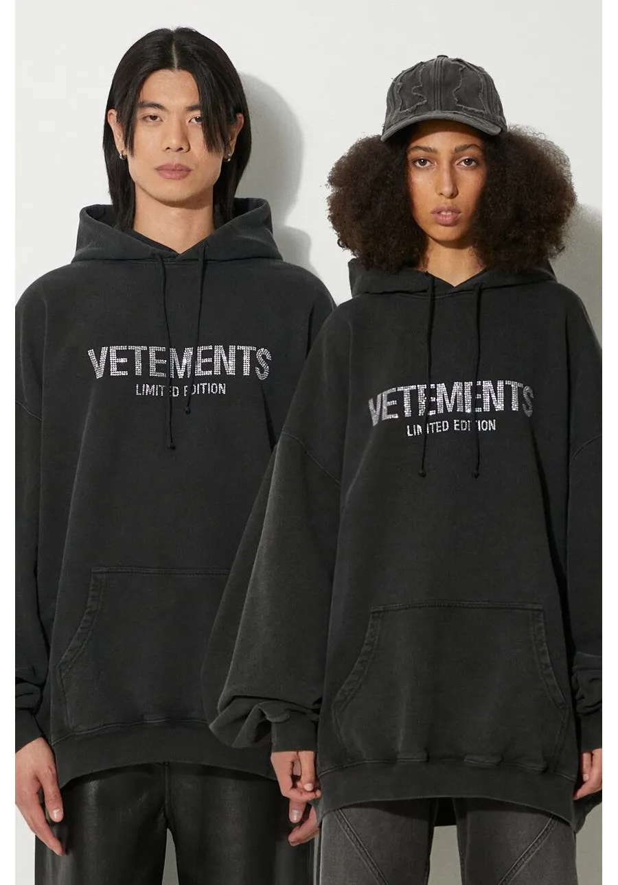 obrazek 1 VETEMENTS bluza Crystal Limited Edition kolor czarny z kapturem z aplikacją UE64HD650B