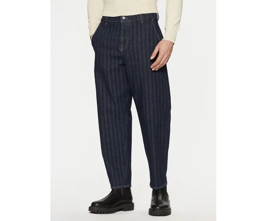 obrazek 1 Mustang Jeansy Toledo 1015528 Granatowy Loose Fit