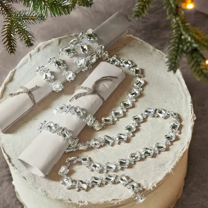 Zdjęcie Girlanda Nastis