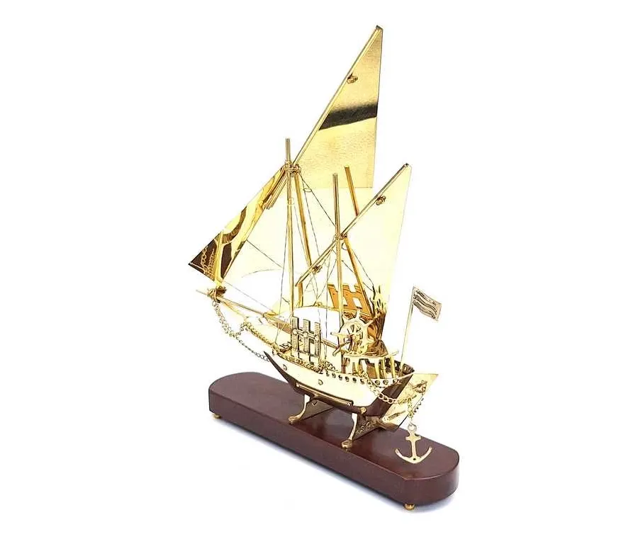 picture 4 Brass ship on a wooden base