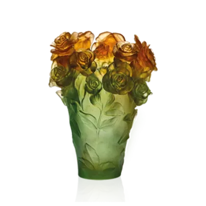 Zdjęcie Piękny zielono-pomarańczowy wazon w kształcie bukietu róż