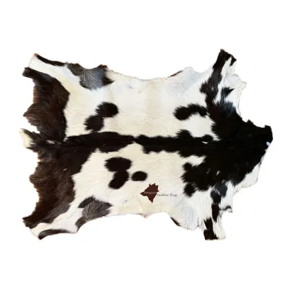 Zdjęcie Unikalny dywan z naturalnej skóry - 85x63 cm