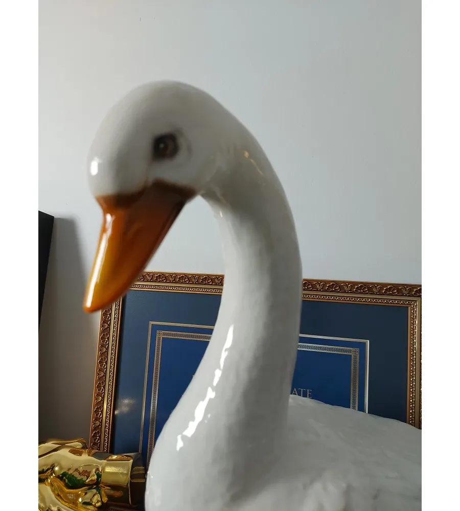 obrazek 3 Ceramiczna figura gęsi z pisklętami
