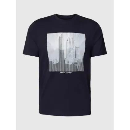 Zdjęcie T-shirt z nadrukowanym motywem