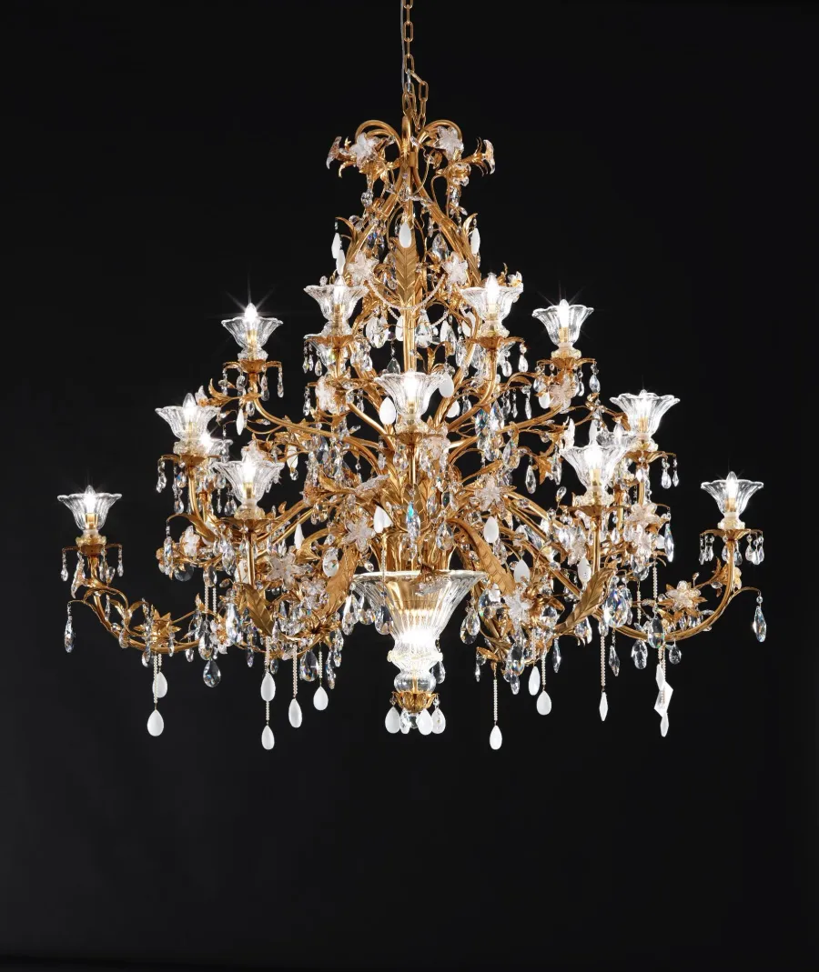 obrazek 1 Ekskluzywny żyrandol z zdobieniami Bohemii - Euro Lamp Art