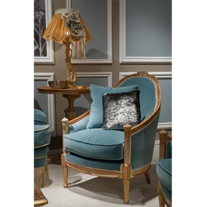 Zdjęcie Wyjątkowy włoski fotel w komplecie z dwoma poduszkami