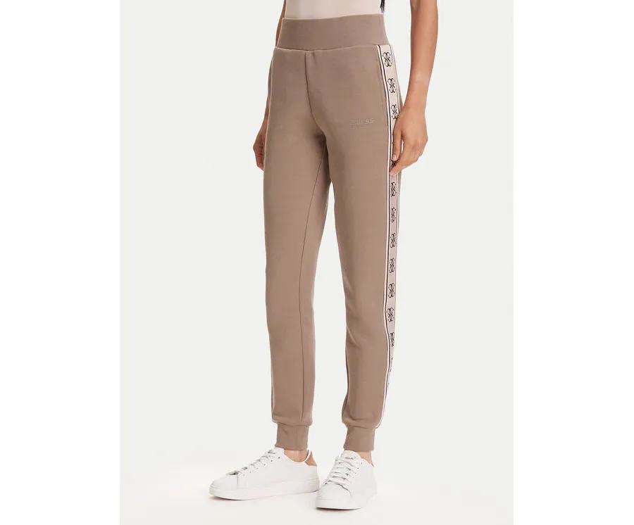obrazek 1 Guess Spodnie dresowe V2YB15 KB3P2 Brązowy Regular Fit